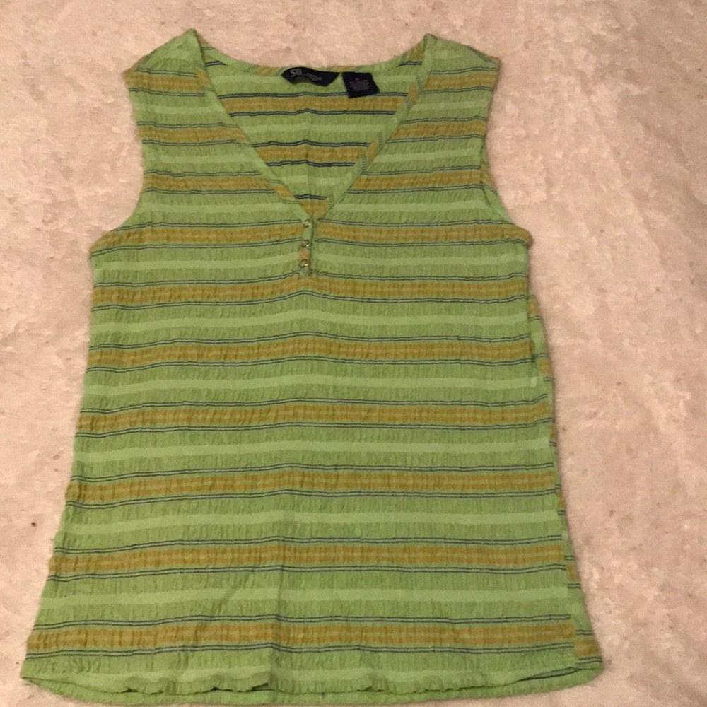 Girls sleeveless shirt - Picture 2 of 5